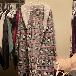 Hello kitty robe
